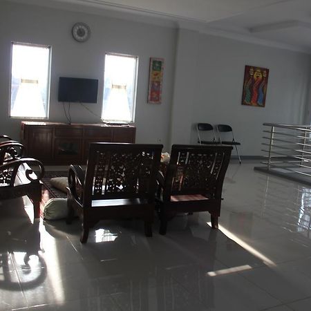 Отель Shafa House Букиттинги Экстерьер фото